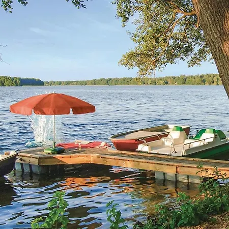 Semesterbostad 2 Bedroom Amazing In Pinnow